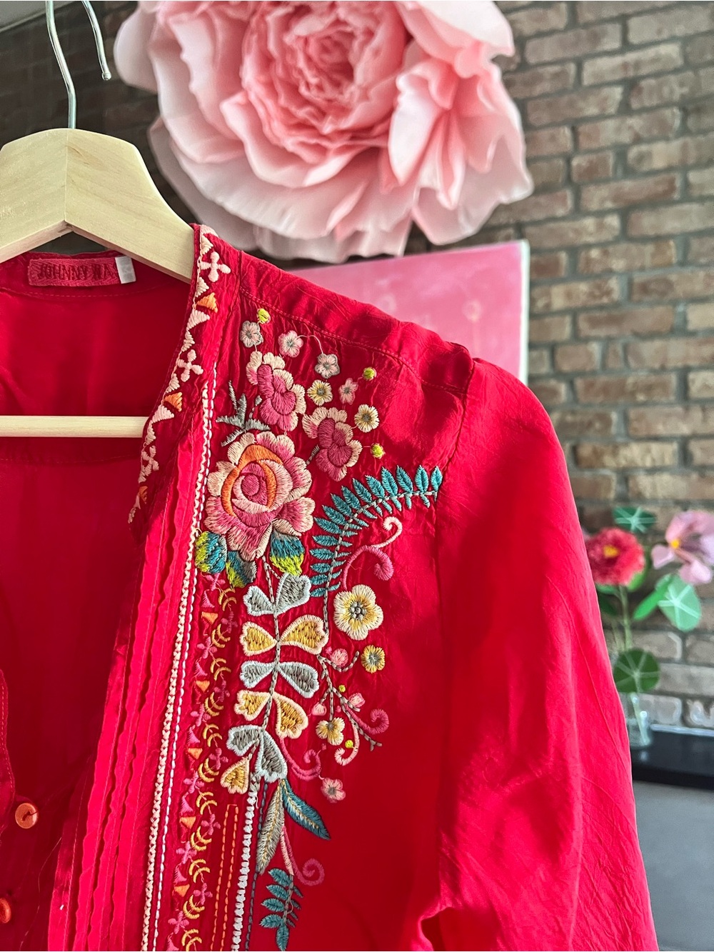 Johnny Was Red Embroidered Women's Button-Front Top